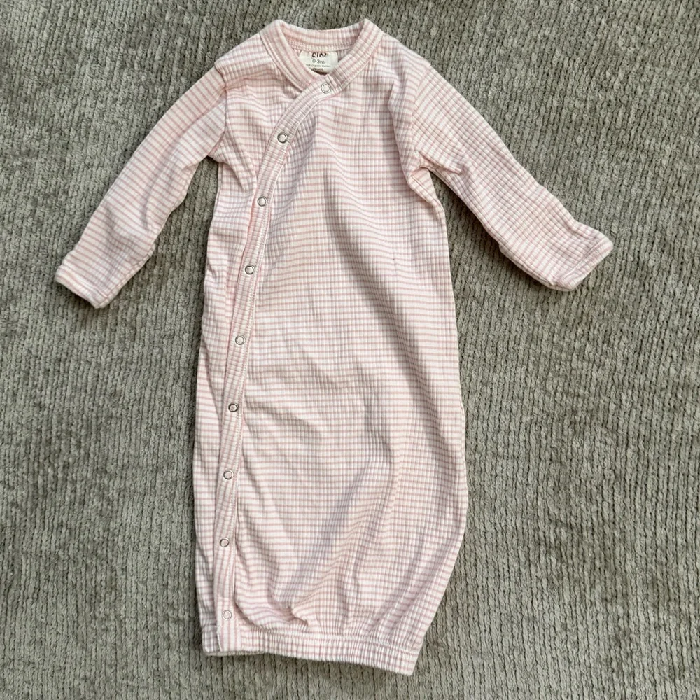 SIIX Pink Stripe Organic‎ Cotton Baby Gown 0–3M Kimono Snap